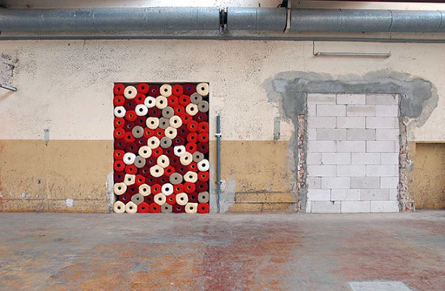 beauty wall, 2003